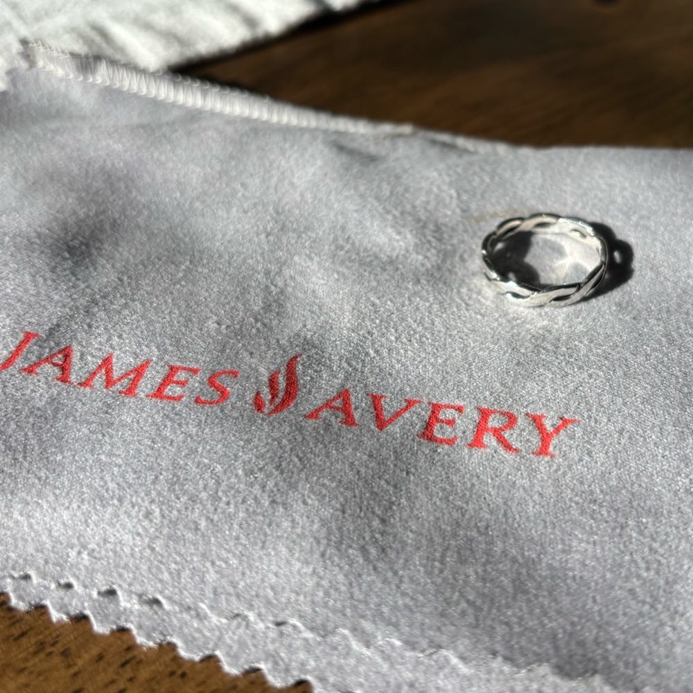 James Avery Twist Ring Size 5.5.